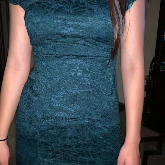 Long dress brand new & clean - Picture 5 of 5